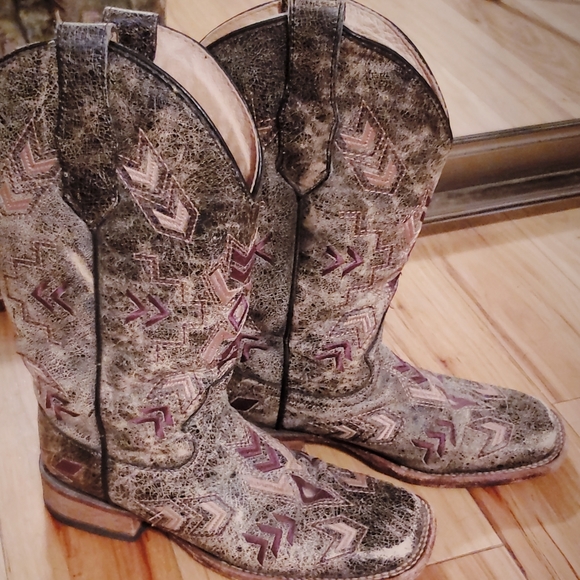 Cowboy boots - Picture 9 of 12